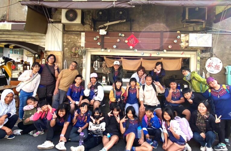 巴楠花部落中小學冬學祭單車旅人
