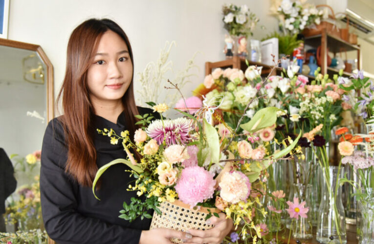 勞動部創業貸款助攻 8年級女生創業玩花藝