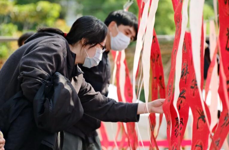 林保署南投分署贈春聯 名師現場揮毫