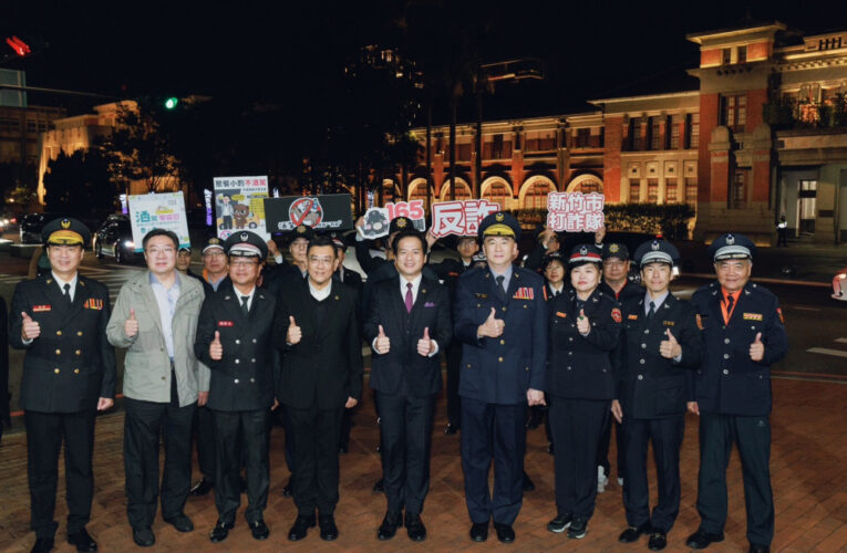 守護春安不打烊、幸福安康迎蛇年  竹市代理市長邱臣遠慰勞警消、民力