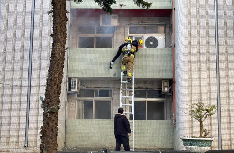 佳里榮家自衛消防演練逼真 確保春節假期家區住民安全