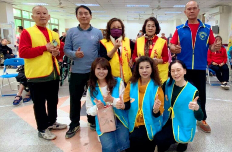 救國團關廟區結合志工團體 歲寒送暖慰問龍崎教養院