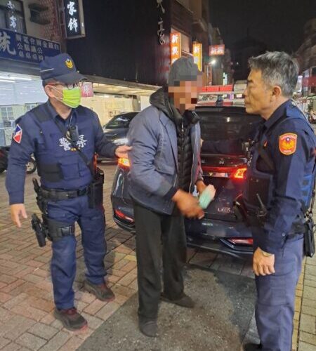 寒冷飢餓路倒求援  高市保大警助老翁獲安置