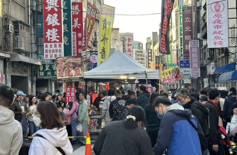 新春市集12天湧現逾50萬人次　竹市舊城區熱鬧非凡