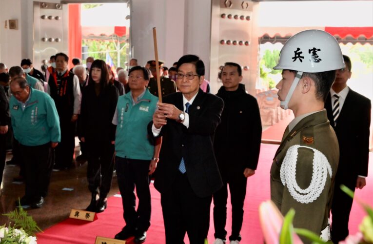 嘉義榮服處舉辦亡故榮民安厝晉塔儀式 退輔會主委親臨追思