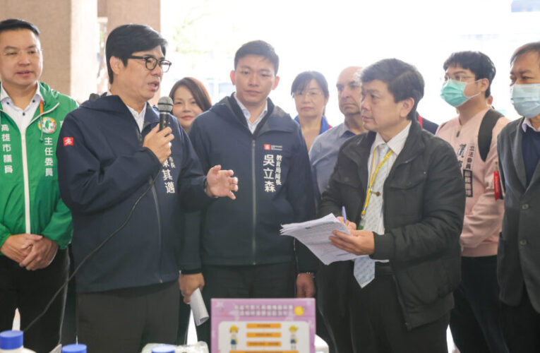 陳其邁親臨校園宣導防疫   示範正確洗手步驟