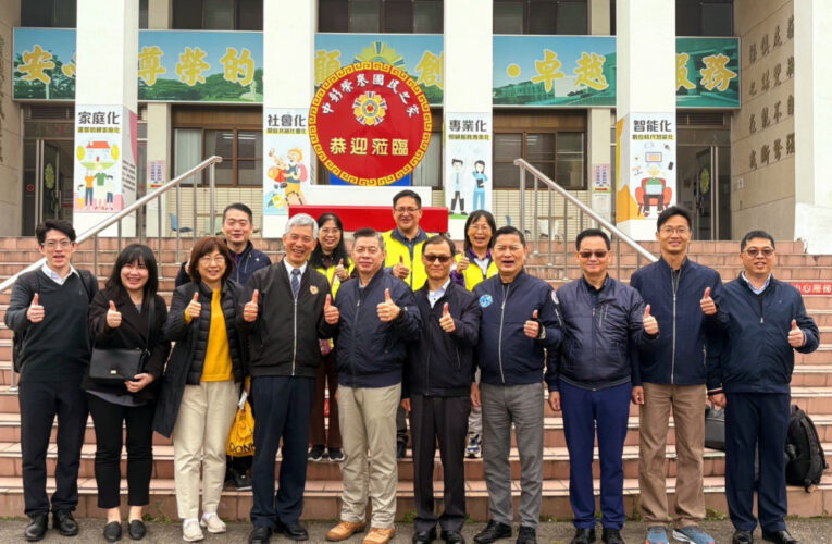 輔導會新任高階經理人參訪中彰榮家 肯定服務團隊對住民照顧