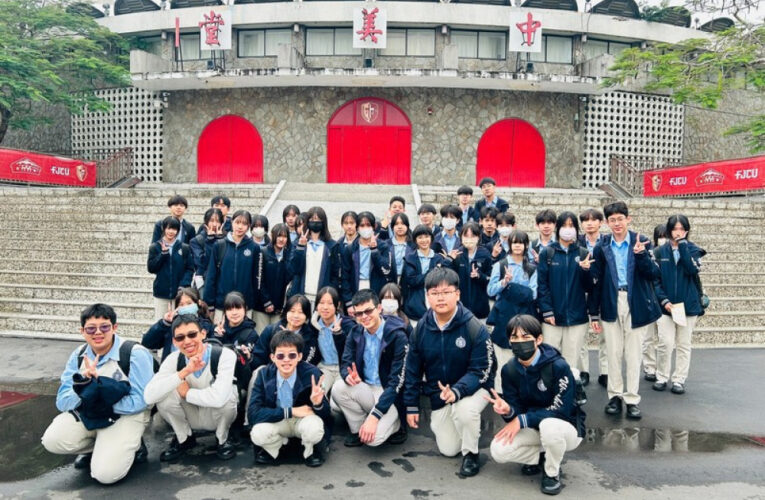 華中攜手輔大醫學院 一日醫生初體驗