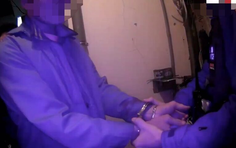 餵養浪貓引紛爭 警到場將滋事男逮捕送辦