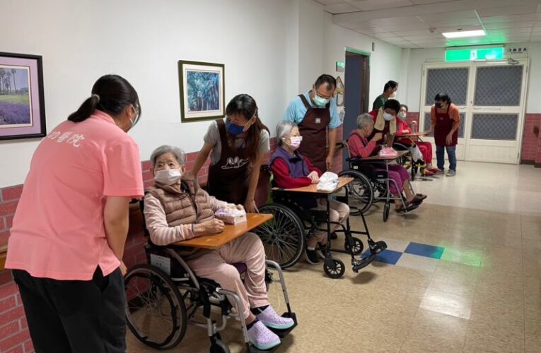 高市勞工局開辦照服員職訓班 全額補助失業者訓練費就業再送獎勵金