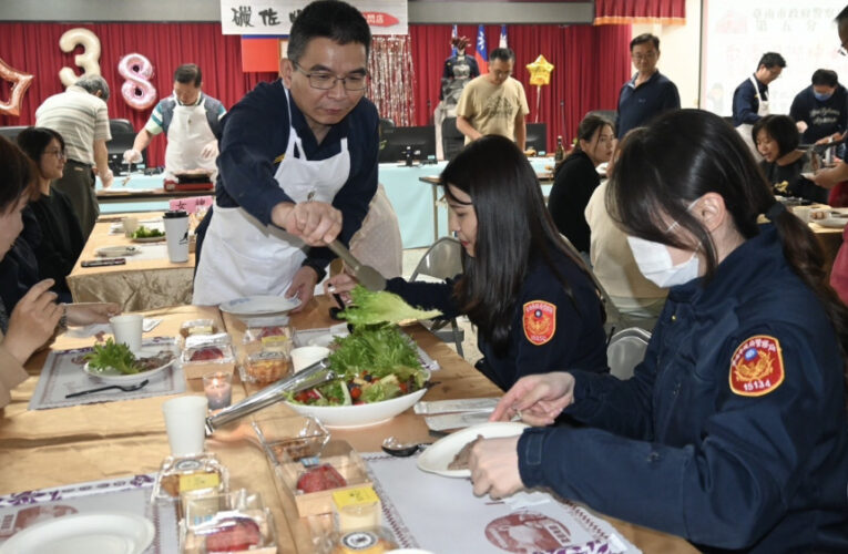 南警五分局慶國際婦女節 溫馨感謝女性同仁付出