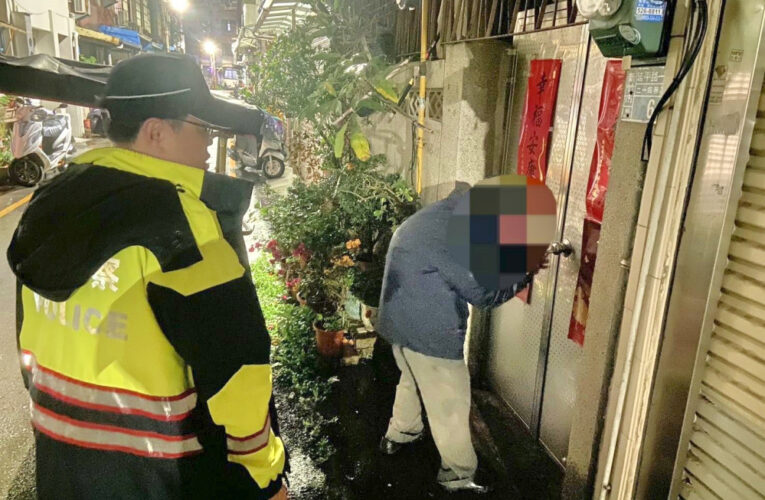 阿公找不到家!半夜徬徨站超商外　竹市暖警大雨中步行護送返家