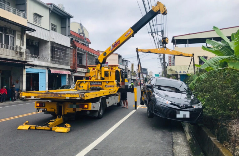 環台賽高屏段車輛事故驚險插曲   旗山警方即時排除