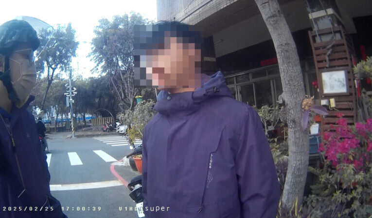 遭開單心有不滿拔車牌炸街 囂張少年經過派出所遭逮