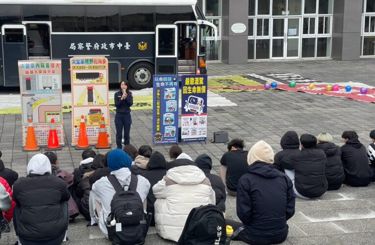 大型車轉彎奪命？｜警實境模擬揭露致命盲區