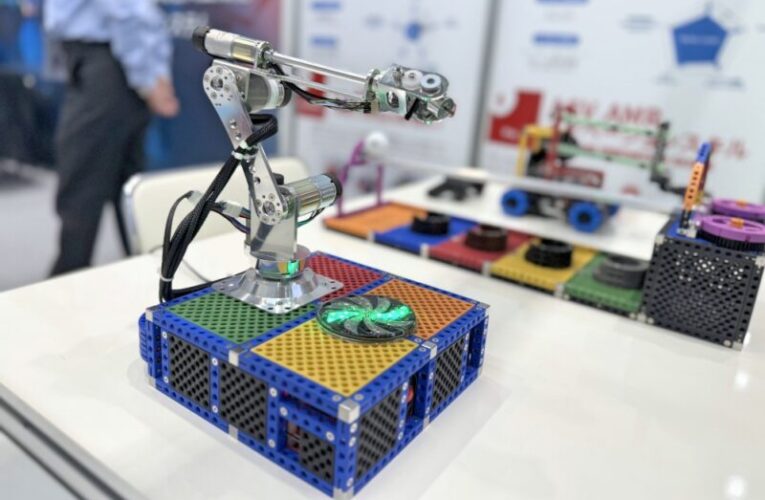 EDIX 2025東京教育會展　祥儀「科技寶」教育型機械手臂首亮相