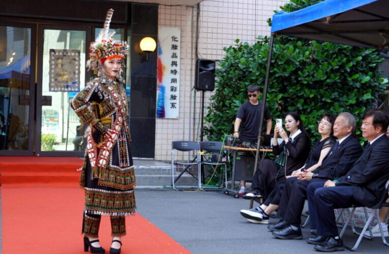 正修科大妝彩成果發表「旅程」模特兒走秀 攝影作品令人驚艷