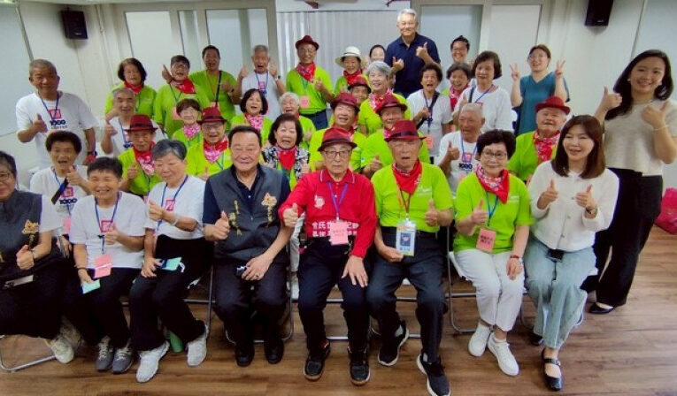 2000歲的交流：千歲咖啡與騷貓咖啡 攜手沖出銀髮新友誼