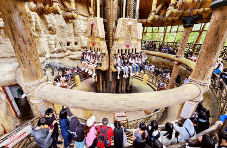 未滿18歲免費入園優惠　兒童連假首日六福村湧入上萬人潮!