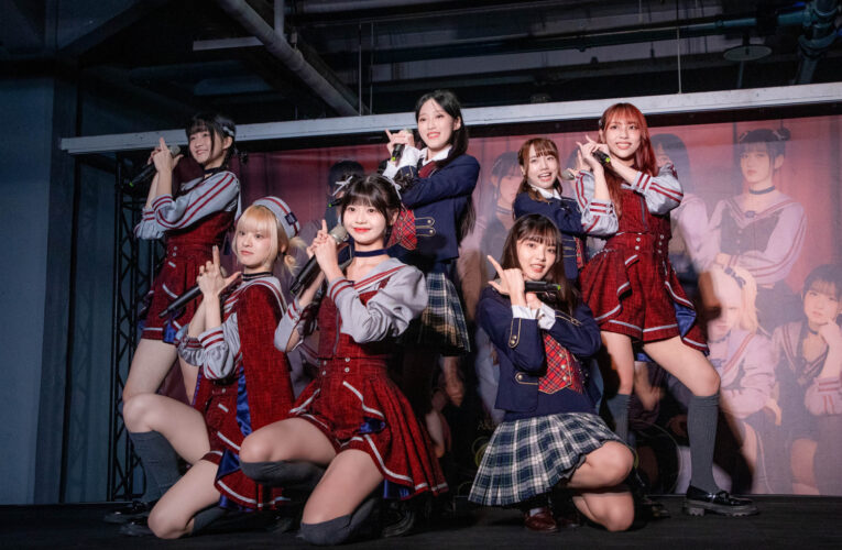 AKB48 Team TP拿香水噴手香香　在台北華山文創握手會迎接粉絲