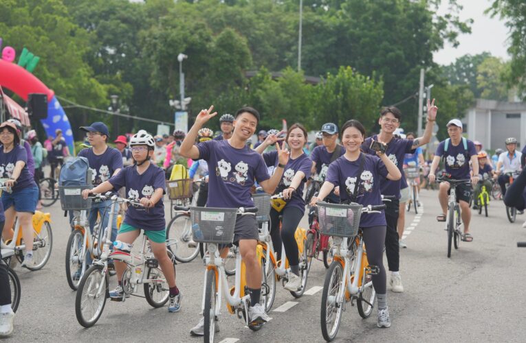來嘉BIKE訪！1500車友蘭潭開騎　爽爽貓×大白熊萌力加持