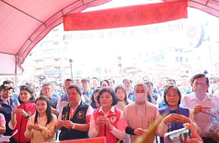 壯觀！媽祖鑾轎抵北港　張麗善、張嘉郡、丁學忠齊聚接駕