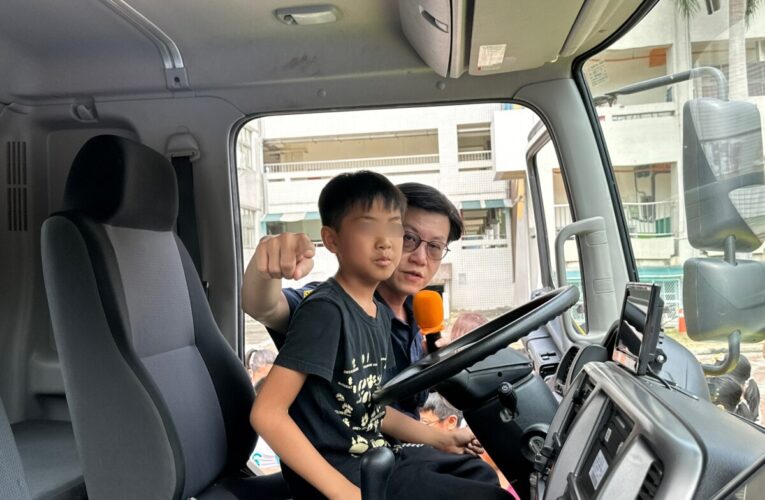大型車進校園宣導 學童體驗視野死角驚呼「真的看不到」