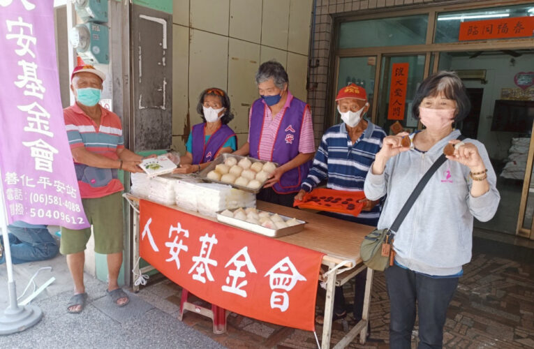 佛祖聖誕日吃素 寒士感受社會溫暖
