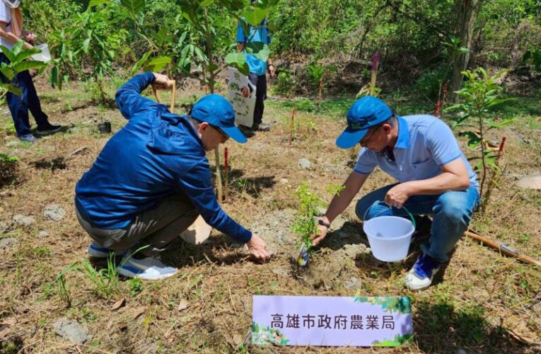 高雄農業局攜手四大單位 啟動半屏山生態復育計畫