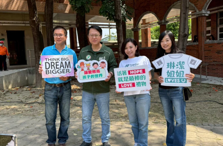 紀錄片《BIG》感動校園！陳明澤 x 陳琳潔送孩子母親節特別獻禮