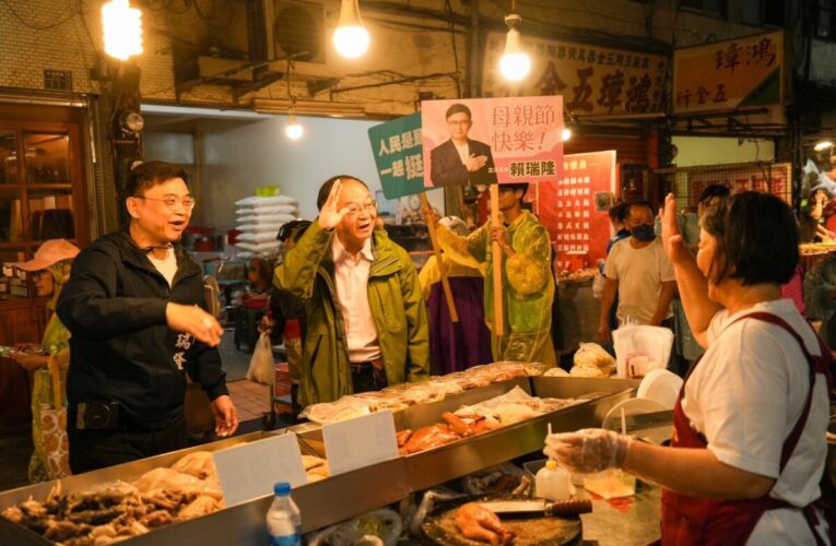王瑞德母親節八度南下力挺賴瑞隆 高雄台灣一定要更好