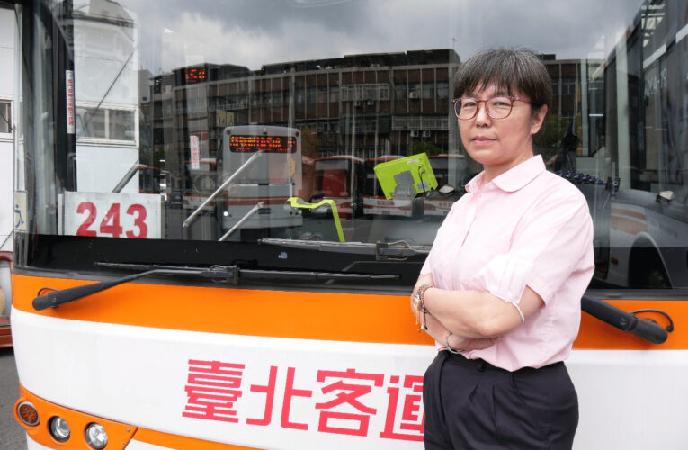 為母則強！公車媽媽駕駛的運轉手人生　樂在工作乘客變粉絲
