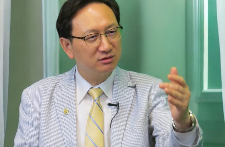 從小國到全球樞紐　童振源新書剖析新加坡六十年外交智慧