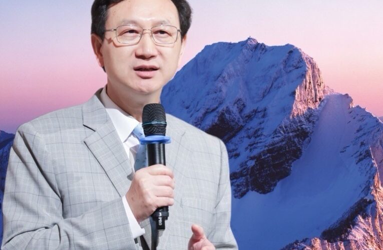 從廉政文化到高薪吸才　童振源新書《新加坡六十年》深度解析治理之道
