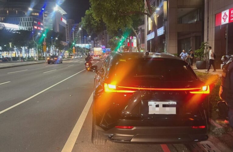 高雄博愛路連環撞：Lexus駕駛疑恍神釀禍，多車受損幸無人傷