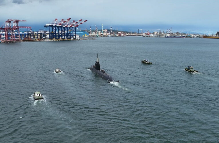 海鯤軍艦第二次海試順利  台船技術獲肯定