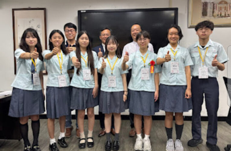 臺中一中升學成績亮眼 ！  「女學霸」臺大醫科、電機雙錄取＋美術班9榜首橫掃千軍