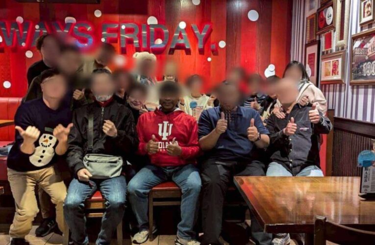 翻開書頁、見證奇蹟！中市文化局《華美的跫音》尋回半世紀失散姊弟情