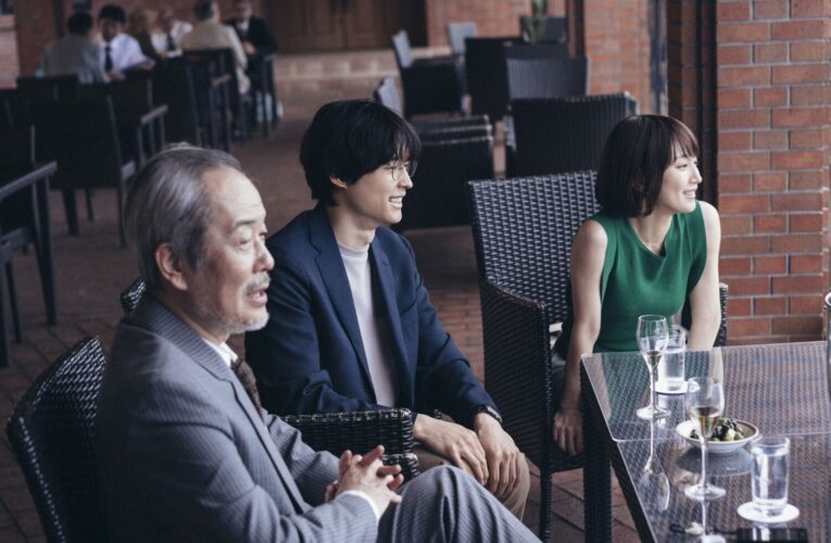 吉岡里帆《跨越時空的初吻》愛上松村北斗！和松隆子成情敵超緊張？！