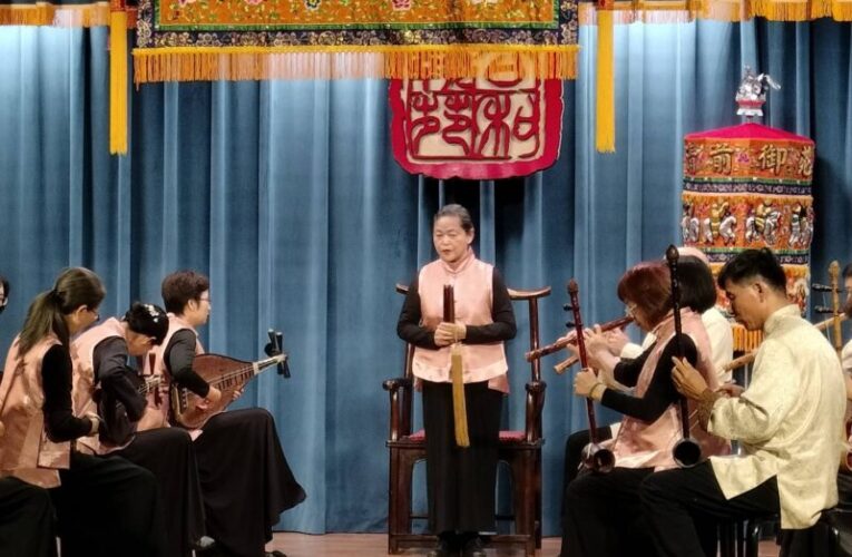 台中之光！南管戲曲文資保存者林吳素霞 獲傳藝金曲獎特別獎殊榮