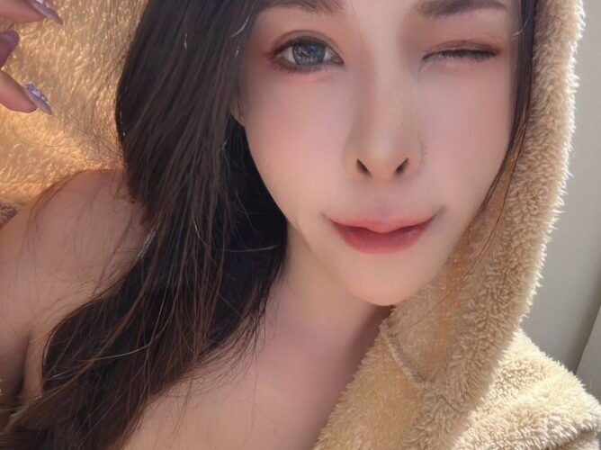 現役台灣AV女優「娃娃」翁雨澄回娘家　重拾一日調酒師身分
