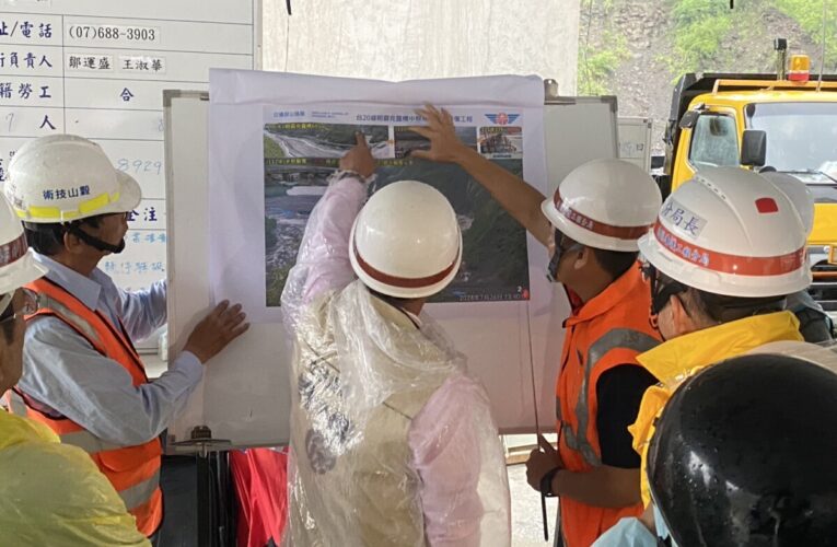 許智傑赴南橫公路明霸克露橋會勘　與原鄉居民關注災後重建進度