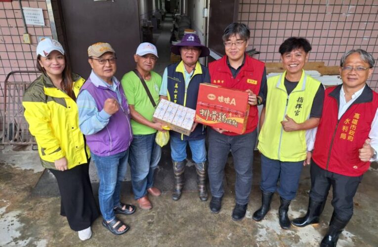 高市府副市長李懷仁前往茂林視察撤離情形