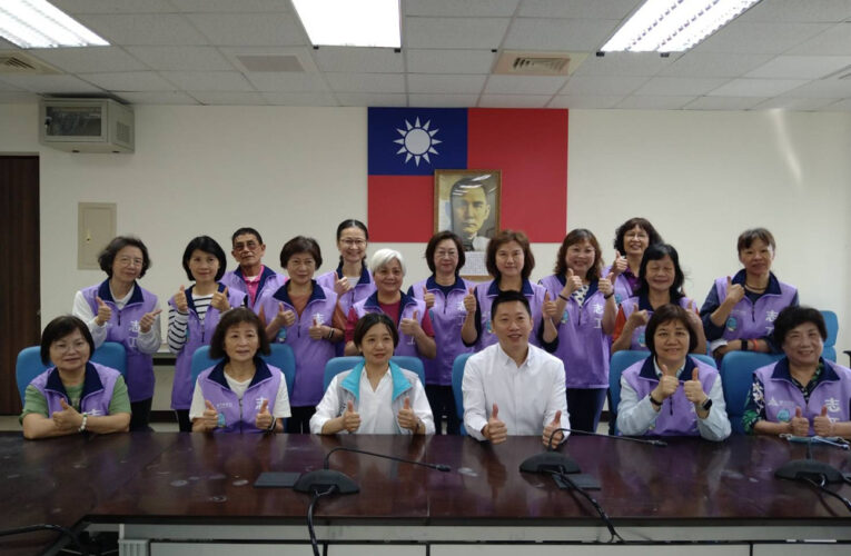推動智慧國際化服務　竹市府樂齡志工導入數位力