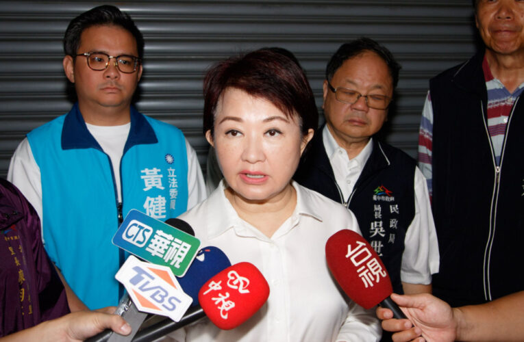 梅川東路急雨積淹水20分鐘消退 盧秀燕趕赴勘災  要求儘速改善