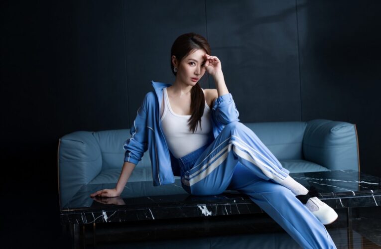 「 王瀅女兒 Siena 」最崇拜媽媽生三個女兒身材不變 ! 同學以為我媽媽只有20歲