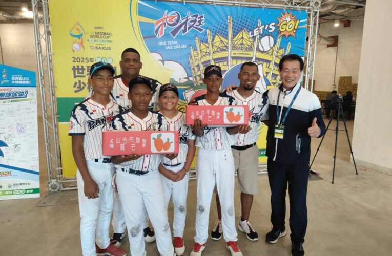 體育局陳良乾局長展現最暖地主情誼 臺南芒果香迎U12外國選手