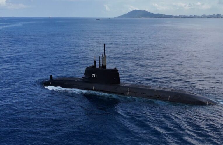 台船建造「海鯤軍艦」第三次浮航海試成功