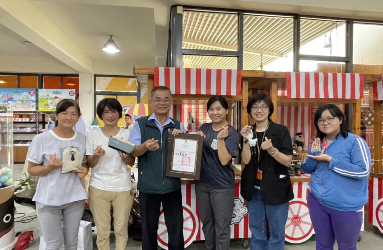 臺南勞工局將晴天坊手工藝品引入德陽艦園區 助弱勢創收