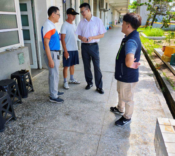 後港國小頂山校區屋頂因颱風受損 教育局急處理